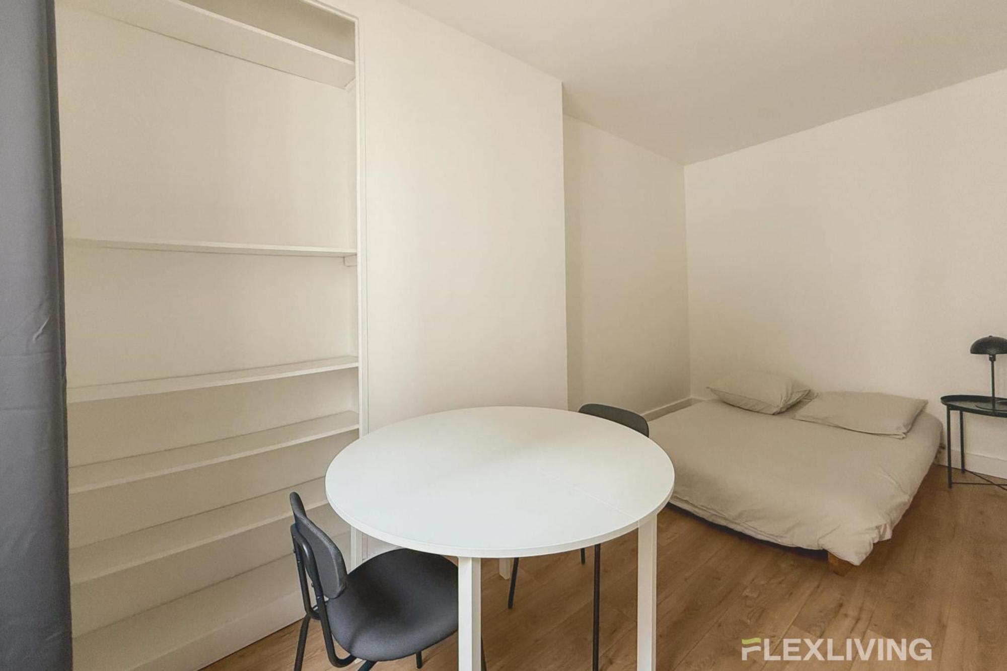 In The Heart Of Iconic Montmartre Cozy & T2 Apartment *