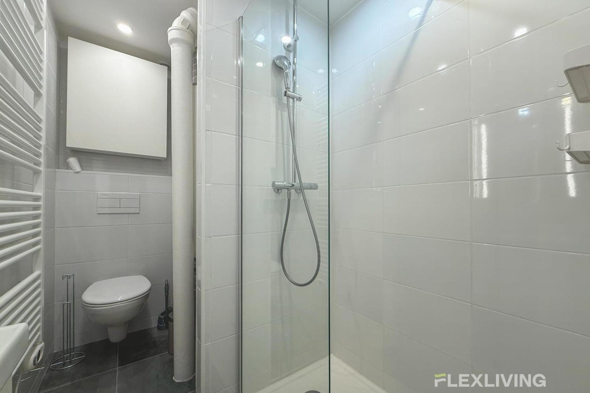 In The Heart Of Iconic Montmartre Cozy & T2 Apartment