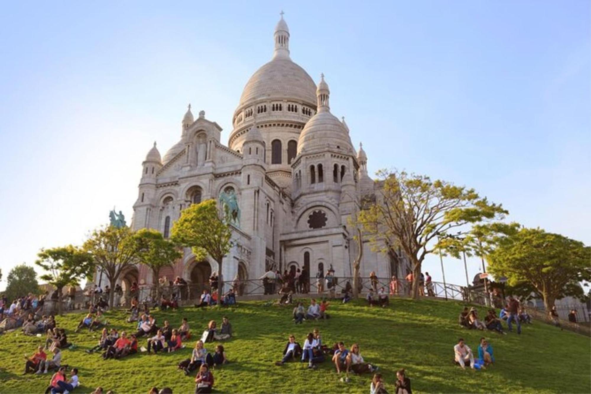 Apartment In The Heart Of Iconic Montmartre Cozy & T2 Paris